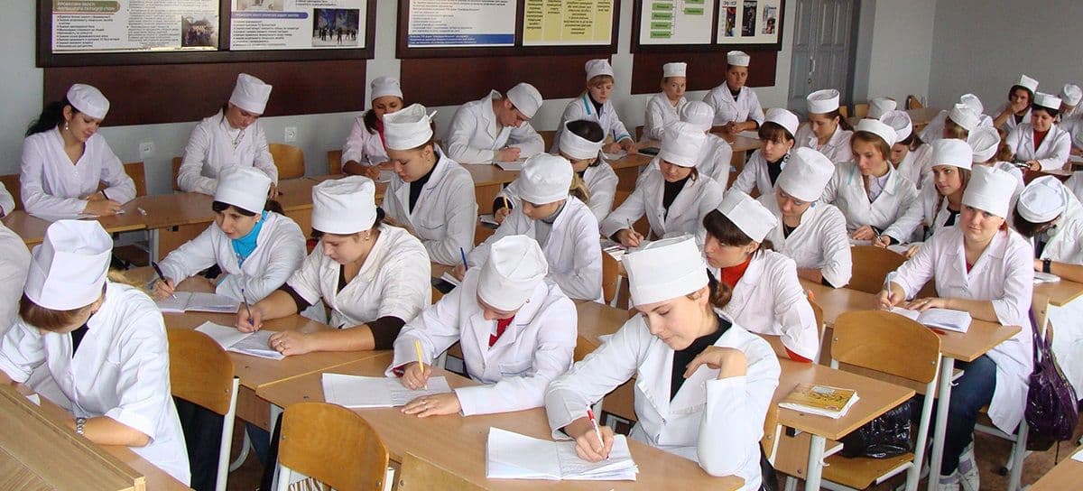 ЖБФФК запрошує на навчання